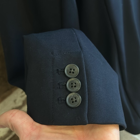 Old Navy Navy Blazer - Picture 5 of 9